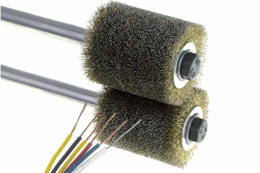 Wire stripping and varnish removal of copper connectors